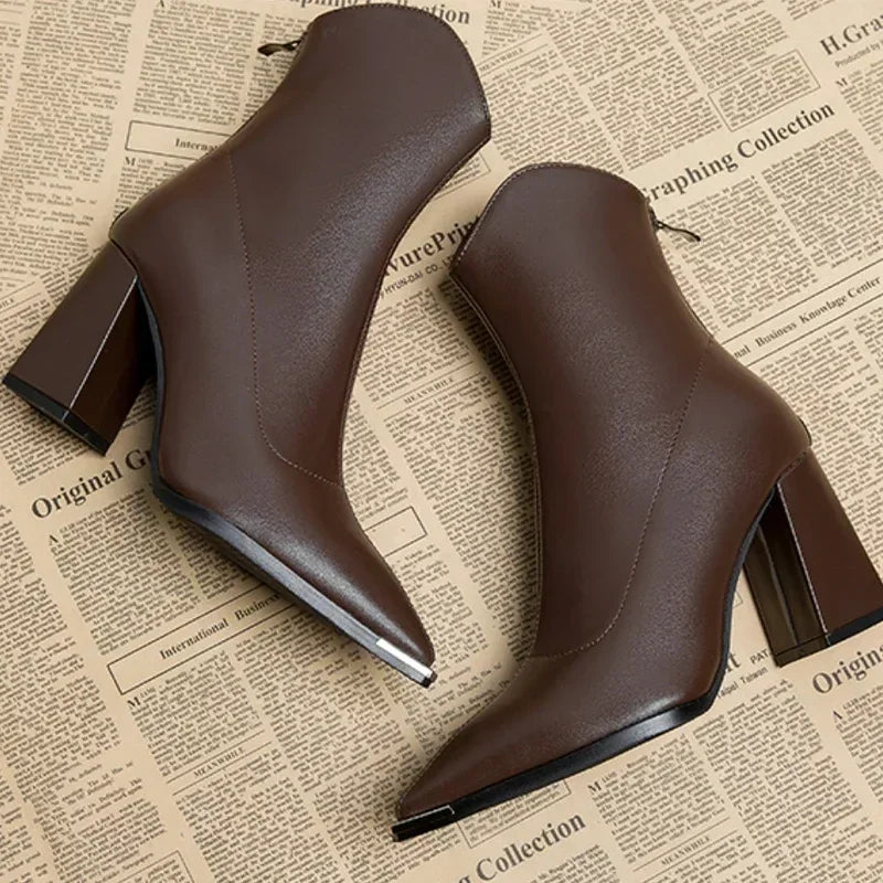 Felice - Sleek Pointed Toe Ankle Boots